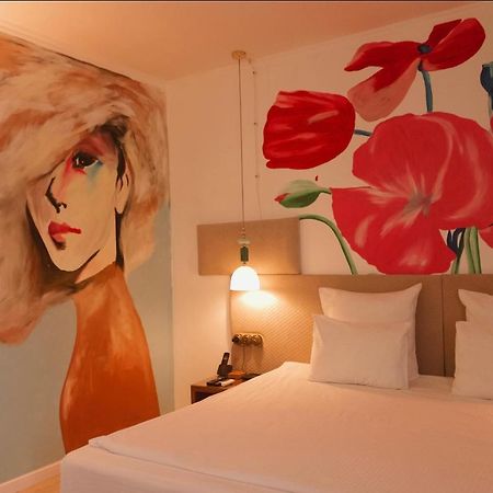 Inn Ozz Astana Kültér fotó
