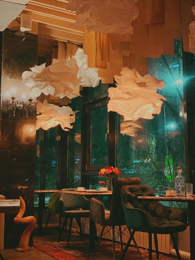 Inn Ozz Astana Kültér fotó
