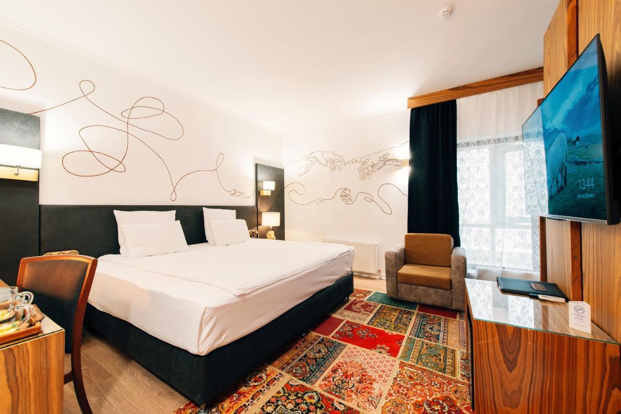 Inn Ozz Astana Kültér fotó