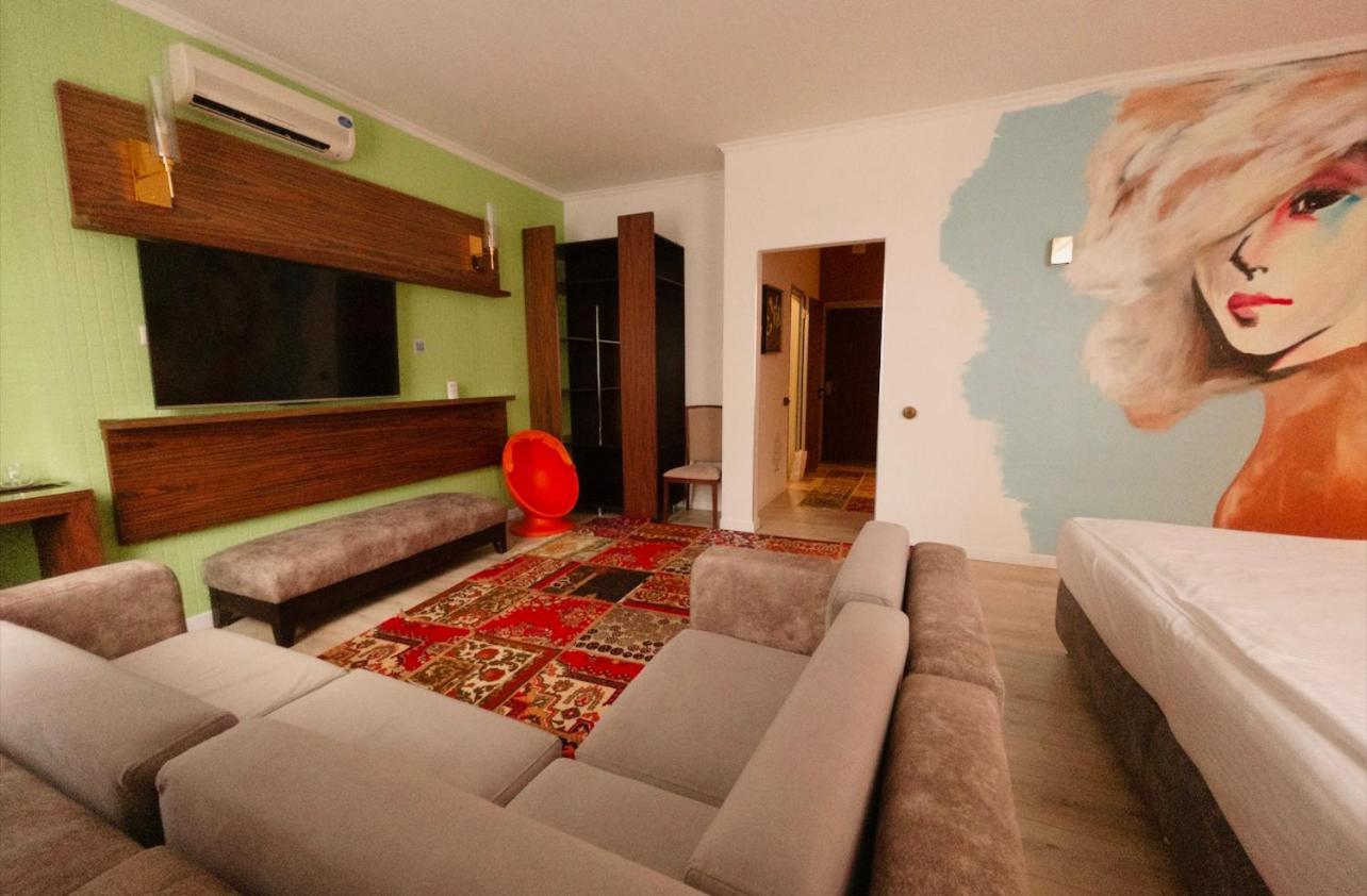 Inn Ozz Astana Kültér fotó