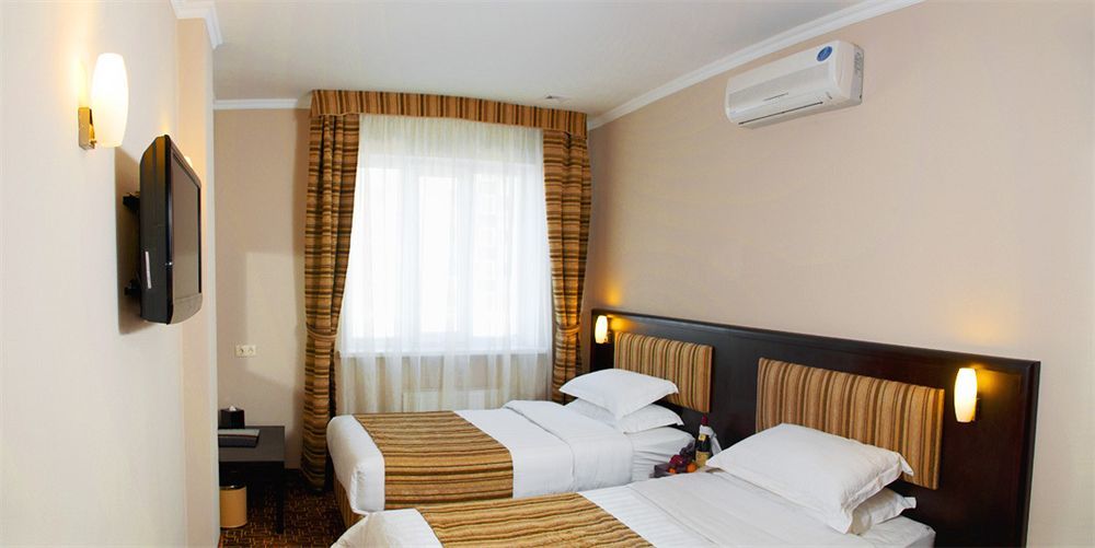 Inn Ozz Astana Kültér fotó