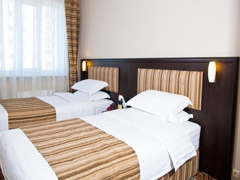 Inn Ozz Astana Kültér fotó